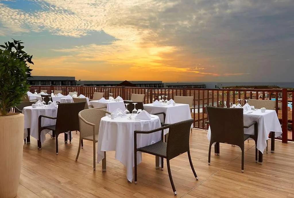 Hotel Melia Llana Resort & Spa
