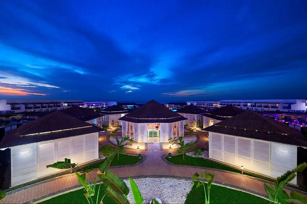Hotel Melia Llana Resort & Spa